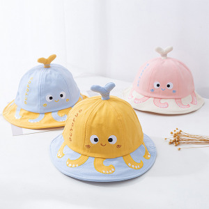 (出清不退換)立體微笑小章魚造型漁夫帽