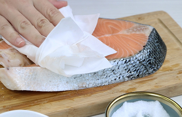 日式醬燒黑糖烤鮭魚-家常必備！料理新手友善，不怕油噴