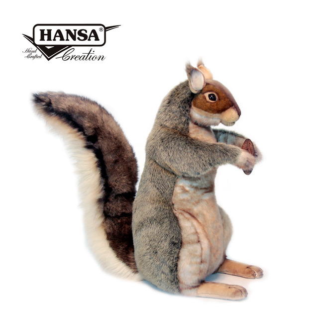 Hansa 6386-紅松鼠抱堅果56公分