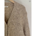 ｜灰 現貨｜ 溫和色系中短版針織外套_19