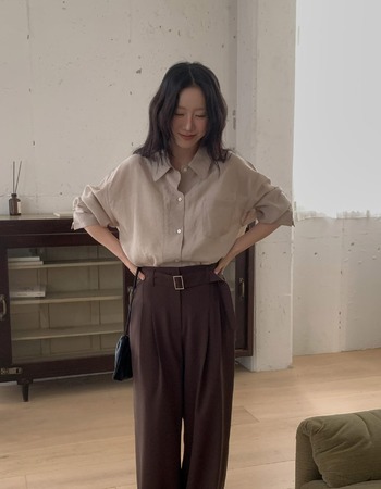 ｜預購｜  俐落多穿附腰帶天絲長版襯衫