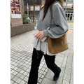 ｜灰 現貨｜ 裙擺綁帶一字領休閒衛衣_13