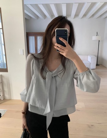 ｜預購｜  優雅翻領精緻雪紡衫