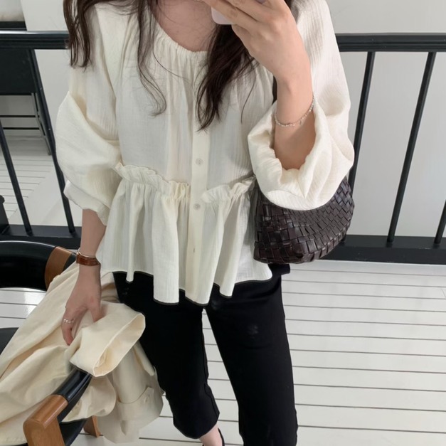 ｜預購｜  法式縮袖裙擺上衣