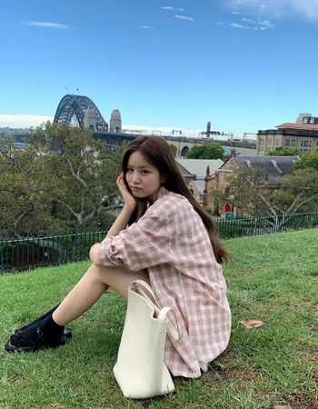 ｜粉格 現貨｜  OUNCE休閒格紋襯衫