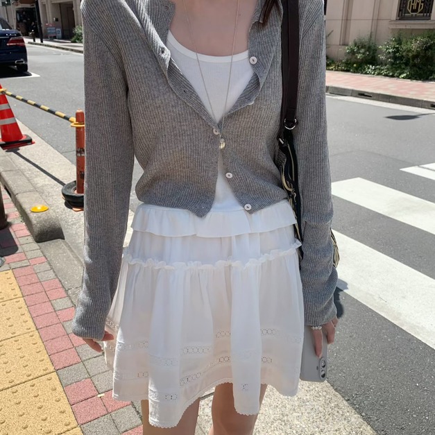 ｜預購｜  修身夏日排釦罩衫