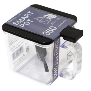 SANADA 單耳透明掀蓋式調味盒附匙 360ml (黑蓋款)