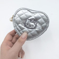 ▲特價【限購】Sanrio 三麗鷗 Hello Kitty 皮質心型零錢包 (銀 灰階黑天使系列)_3