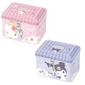 Sanrio 三麗鷗 史努比 迪士尼 迷你鐵製存錢筒附鎖頭 (格紋款) Kitty 大耳狗_1