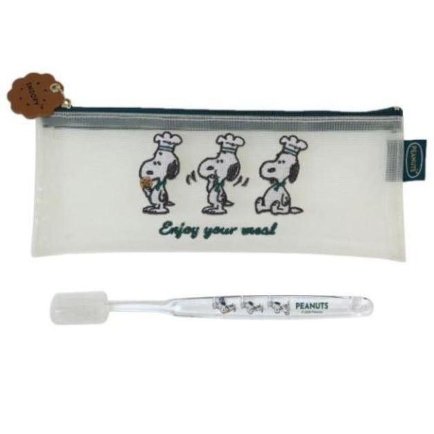 史努比 成人牙刷附收納袋 (綠廚師款)