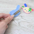 Sanrio 三麗鷗 花小兔 矽膠造型髮夾2入組 (幸運草款)_1