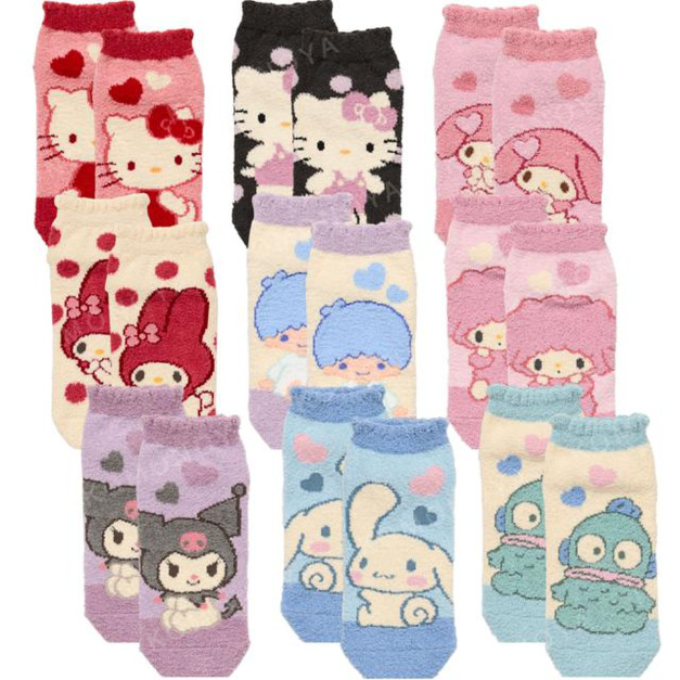 Sanrio 三麗鷗 成人絨毛短襪 23-25cm (愛心/點點款) Kitty 雙子星 酷洛米