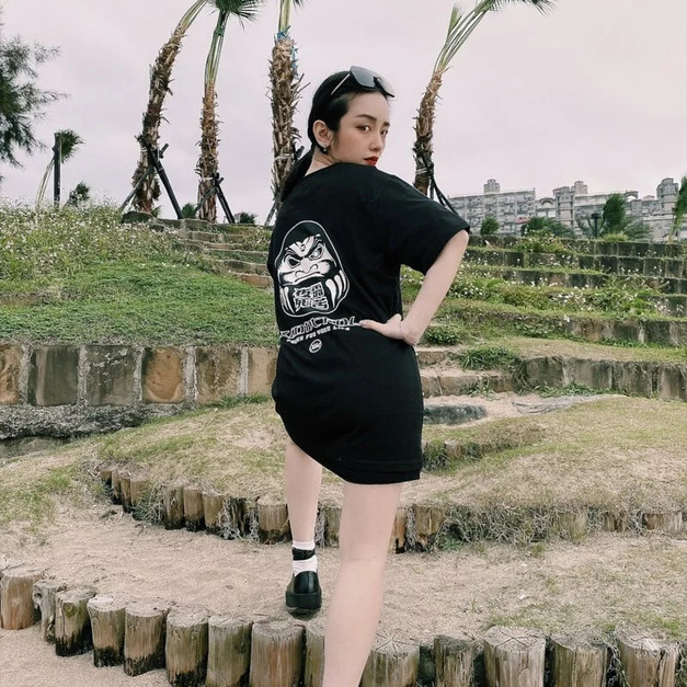 XCTRL 夜露死苦不倒翁短T-白/黑