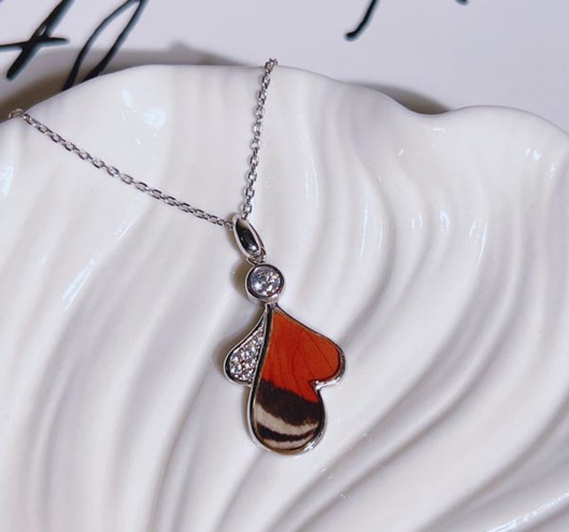 【Go Girl Only】真蝶高雅碎鑽純銀項鍊-熱情紅/BP-005-C-RHSL/台灣總代理公司貨