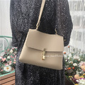 韓系簡約時尚手提單肩女包款_6