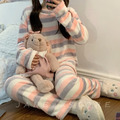 韓彩虹撞色珊瑚絨加厚保暖睡衣_5