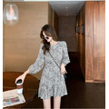 韓同款chic收腰碎花短洋裝_3