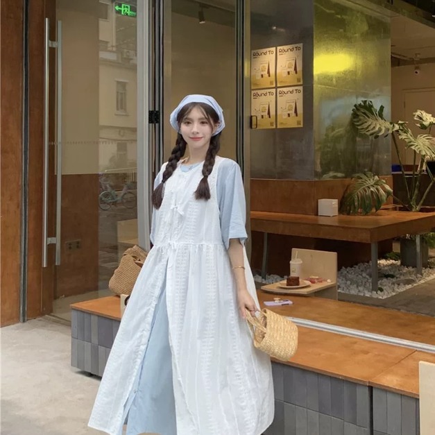 C402-Freeters藍色圓領短袖排扣連身洋裝+雕花綁帶背心罩衫裙