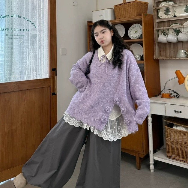 C520-Freeters溫柔紫側開衩玫瑰針織毛衣+拼接設計下擺蕾絲襯衫+深灰氣球寬褲