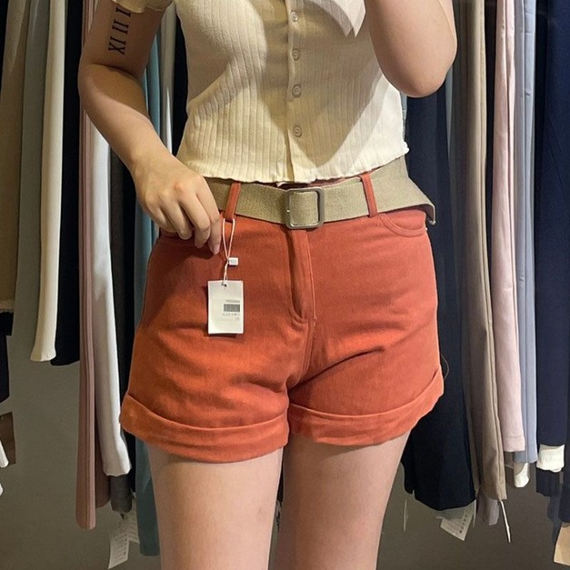 【現貨】三色零碼牛仔料短褲BS66861098