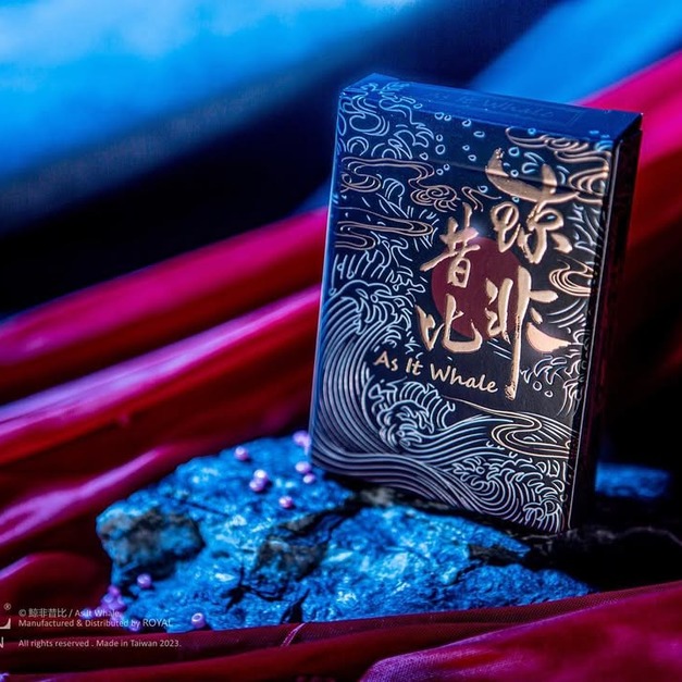 ROYAL / 鯨非昔比收藏撲克牌(只有2副)