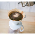 【HARIO】V60 濾杯咖啡壺組-白色 滴漏式咖啡濾杯 手沖咖啡 滴漏過濾 手沖濾杯 陶瓷濾杯 1至4人用_4