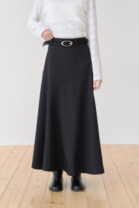 斜車線傘擺西裝裙