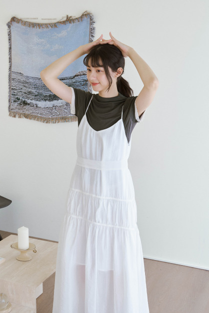 霧光感抓皺綁帶洋裝