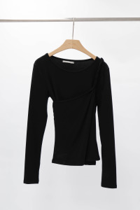 捲捲斜肩兩件式上衣