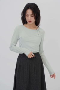 捲捲斜肩兩件式上衣