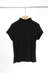 柔軟不收邊堆領上衣