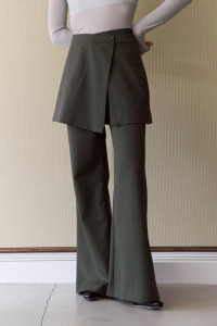 單釦開衩裙片西裝褲