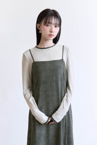 層次配色拼接長袖上衣