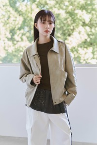 壓紋斜口袋軟皮革外套