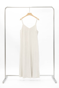 雙肩帶V領麂皮絨洋裝