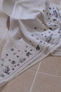 迷幻森林匡邊絲巾