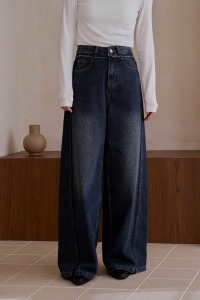 鬚邊壓線寬筒牛仔褲