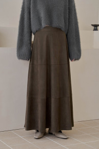 (預)拼接車線麂皮傘擺裙