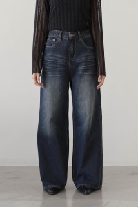 個性不規刷紋直挺牛仔褲