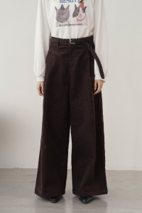 編織皮帶壓褶燈芯絨寬褲