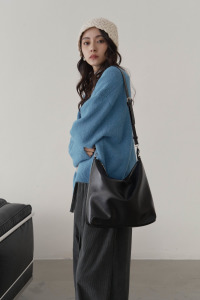 (預)紋理軟皮革肩背方包