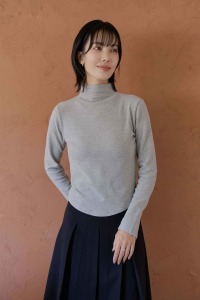 磨毛下圓弧立領上衣