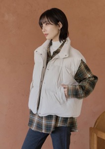 澎澎壓線下抽繩羽絨背心