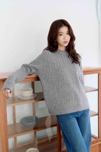 厚磅編織麻花紋毛衣