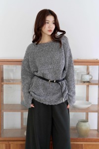 混色粗針織寬領中版毛衣