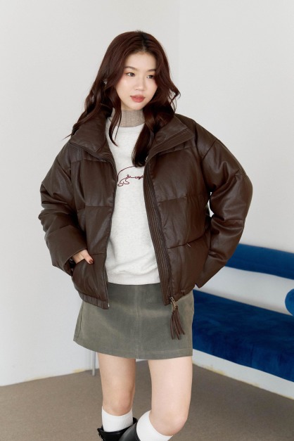 霧光皮革壓線立領外套