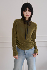 光澤絨面抓摺立領上衣