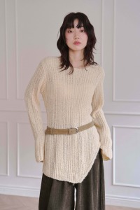 不對稱斜切中版毛衣