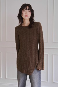 不對稱斜切中版毛衣