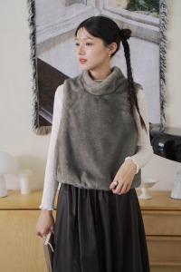 毛絨絨立領背心